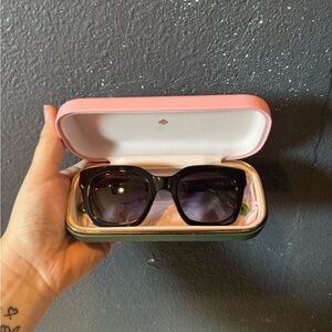 Kate Spade Elegant Black and Dark Green Frame  Sunglasses with Case NWOT